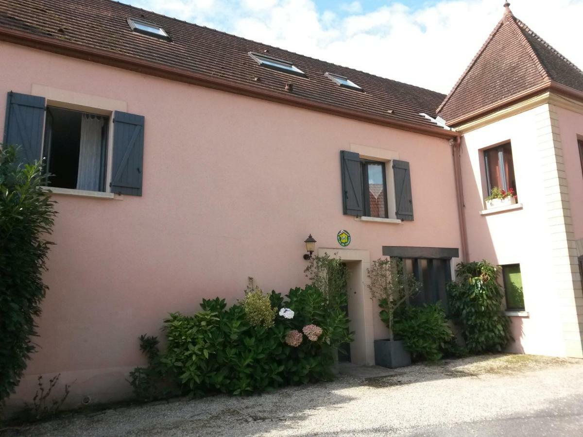 Les Imperiales Bed and Breakfast Boursault Eksteriør billede
